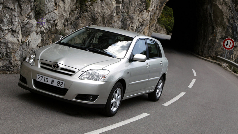 Ανακαλούνται 17.189 Toyota στην Ελλάδα λόγω αερόσακων